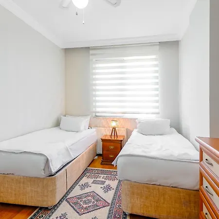 Comfy Flat With Balcony 10 Min To Hadrian Gates Antalya