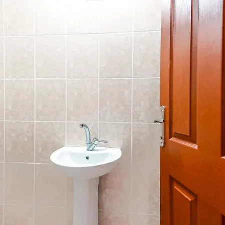 Lejlighed Comfy Flat With Balcony 10 Min To Hadrian Gates Antalya